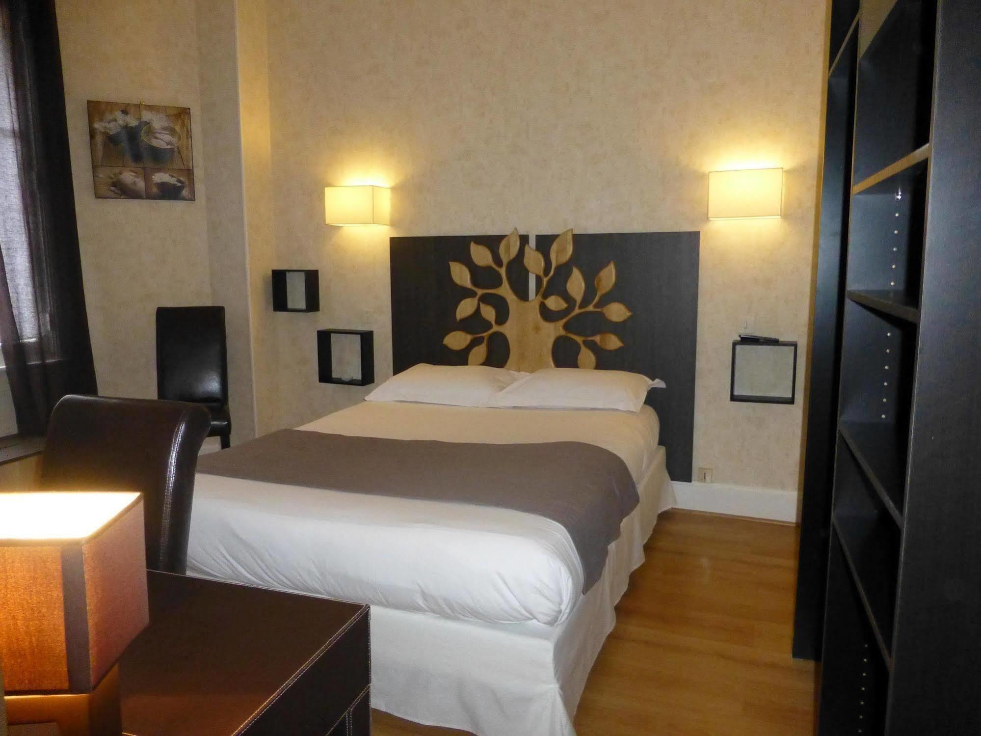 Trianon Hotell Vichy Eksteriør bilde